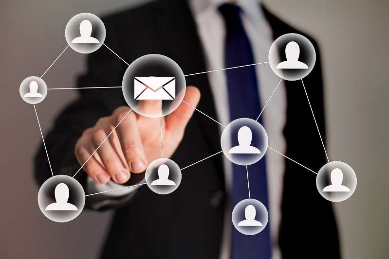 7 Ways Social Media Can Boost Your Email Marketing Campaign