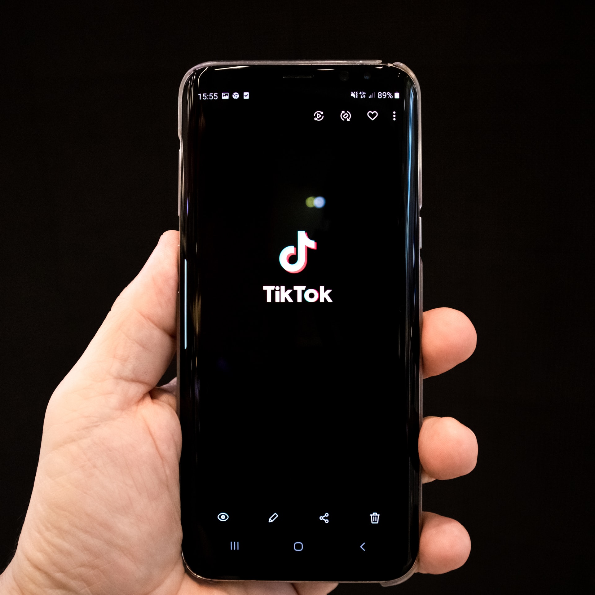 Maximize Engagement with Audience on TikTok