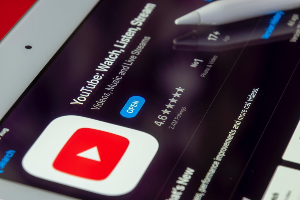 Fascinating YouTube Stats and Facts you should know