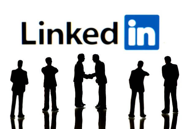 What is the difference between Connecting and Following on LinkedIn?