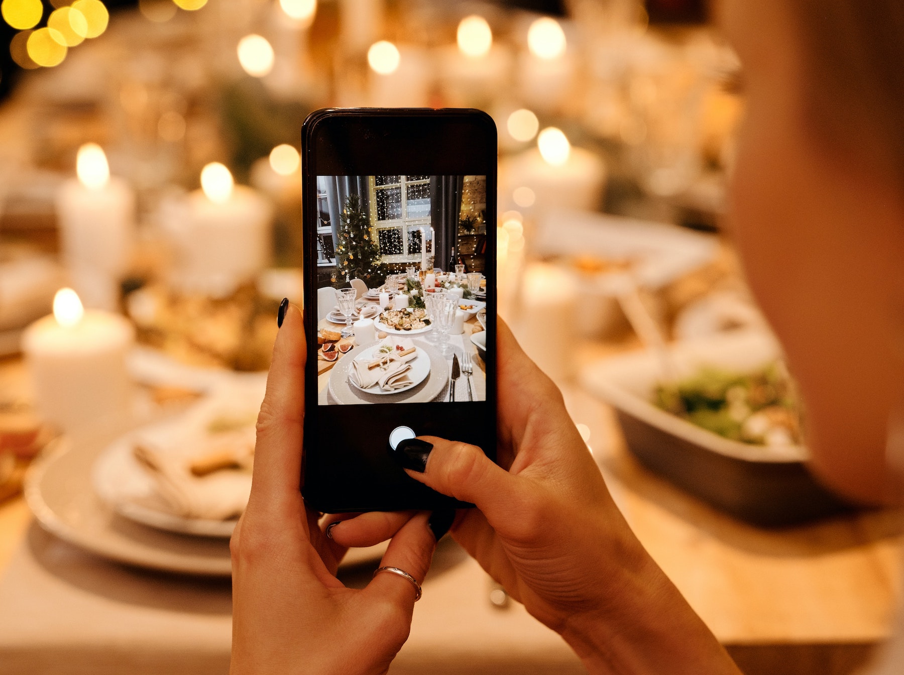 Easy Steps to Create Your Holiday Social Media Strategy
