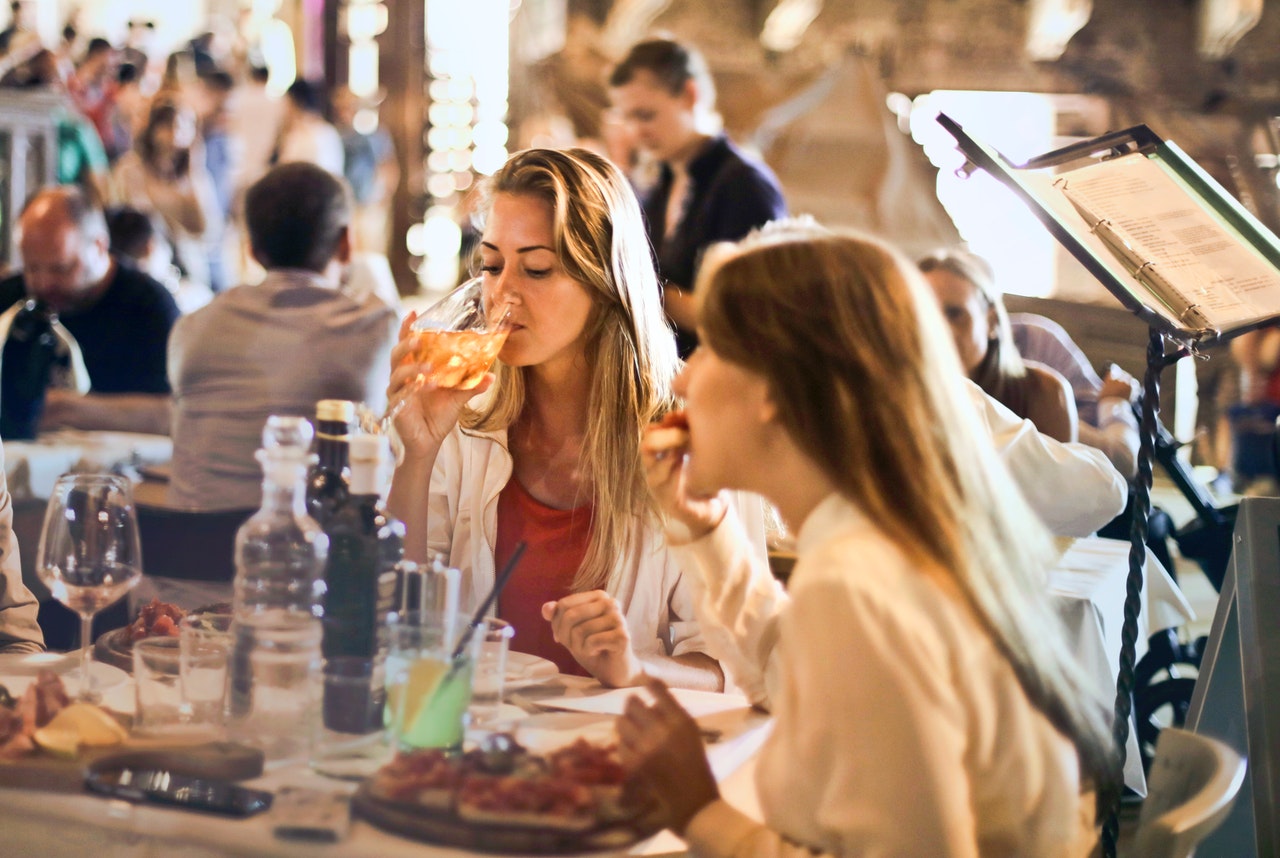 8 Social Media Marketing Tips for Restaurants