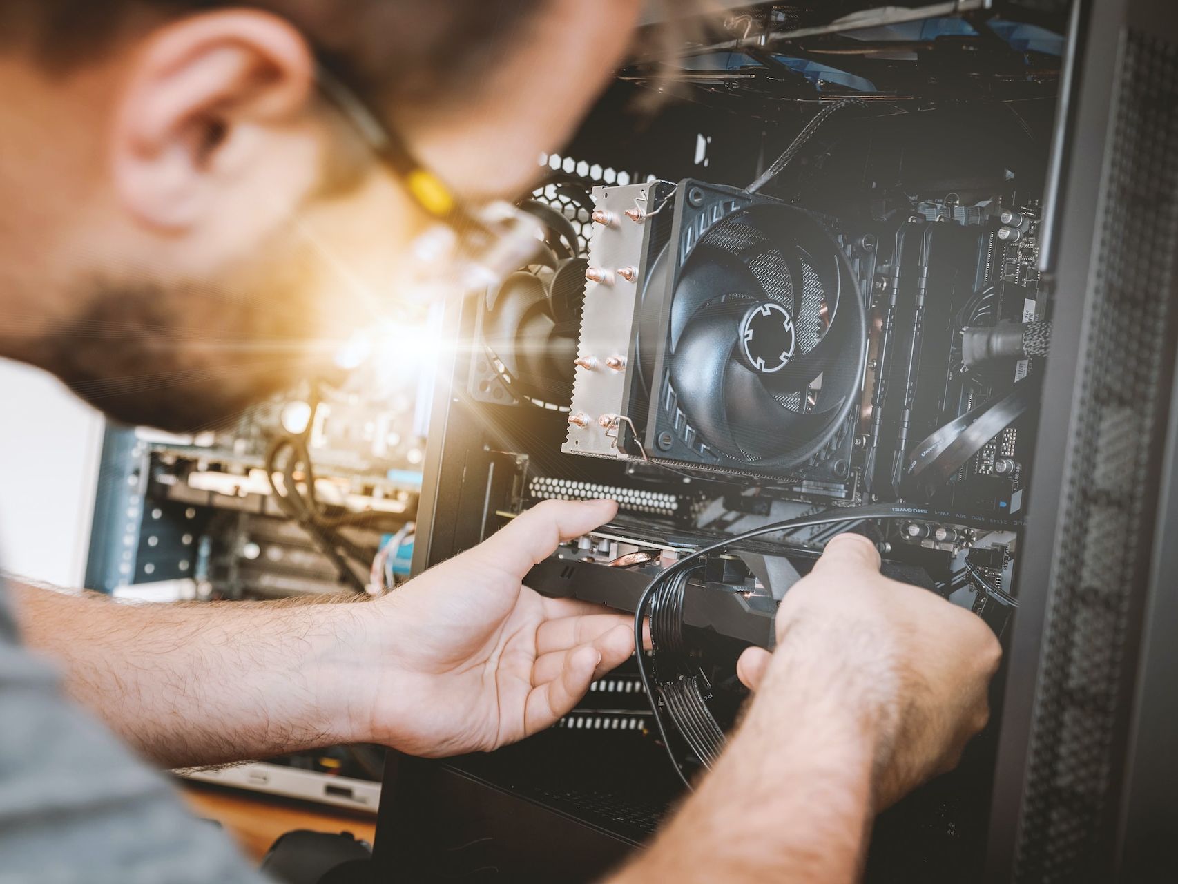 8 Brilliant Ways To Market A Service Business Online